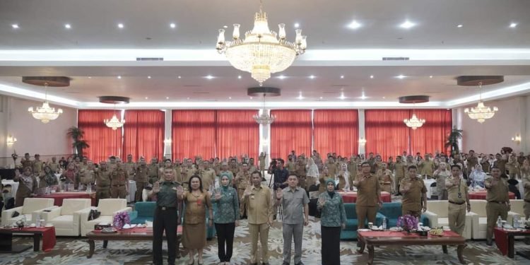 Pj Bupati Jusnan Kukuhkan Tim Percepatan Penurunan Stunting di Bolmong