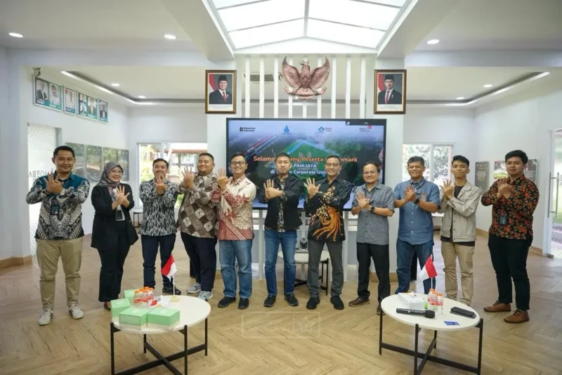 Telkom Witel Jakarta Inner dampingi PAM Jaya dalam kunjungan benchmark ke Telkom Corporate University. (Foto: Dok. Istimewa)