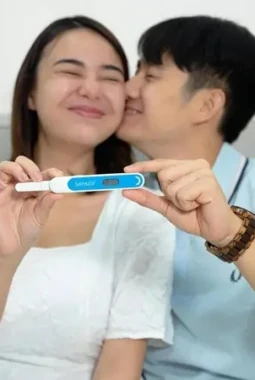 Amanda Manopo Umumkan Kehamilan Pertama, Pamer Testpack dengan Hasil ‘Positif’