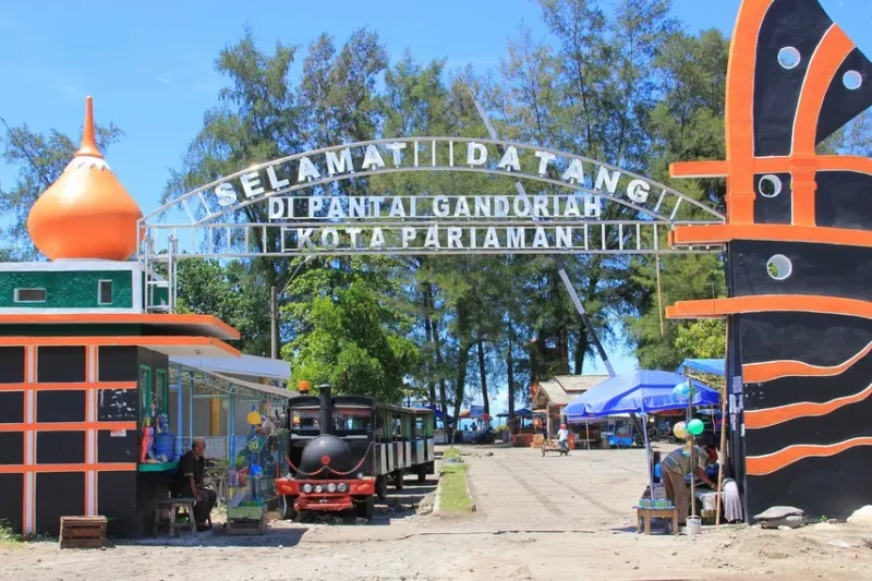 Pantai Gondoriah di Pariaman, provinsi Sumatera Barat. (Foto: Dok. Istimewa)
