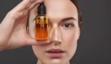 Ilustrasi serum wajah. (Foto: Dok. Istimewa)