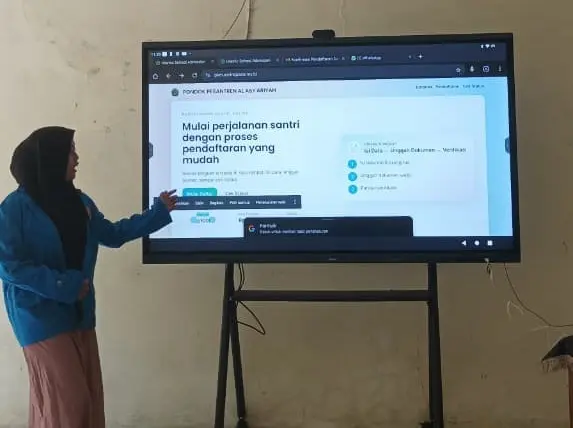 Tim PKM Universitas Pamulang Implementasikan Sistem Pendaftaran Santri Digital di Ponpes Al Asy’ariyah