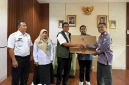 Bantuan PC All in One kepada SMKN 53 dan SMKN 42 Jakarta Barat. (Foto: Dok. Istimewa)
