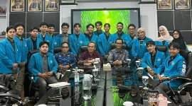 Ormawa FDIKOM UIN Jakarta menggelar audiensi bersama jajaran dekanat. (Foto: Dok. Istimewa)