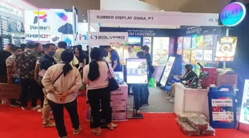 Panduan Menghitung TCO saat Memesan Supplier Digital Printing untuk Spanduk dan Brosur