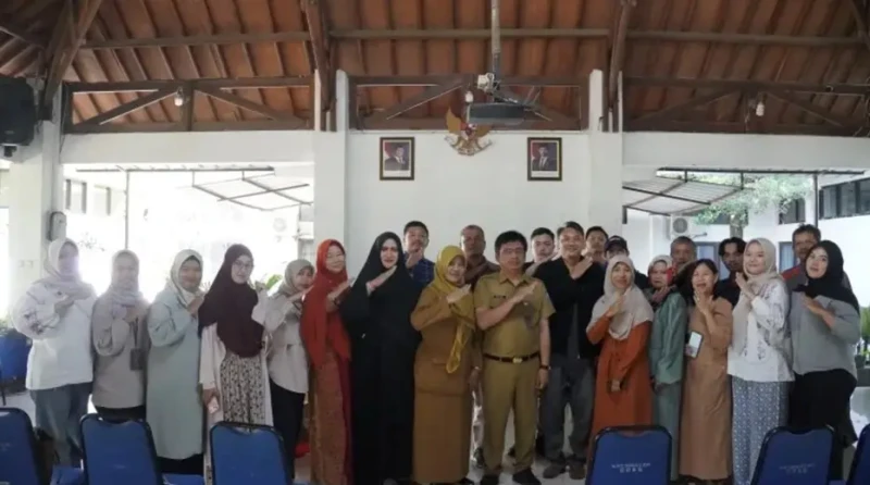Pendampingan digitalisasi dan legalisasi usaha bagi pelaku UMKM di Kecamatan Gedebage. (Foto: Dok. Istimewa)