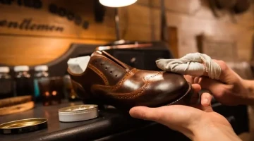 Sepatu Kesayangan Buluk? Ini Rekomendasi Cuci Sepatu Banyuwangi Terbaik di Washshoesclean.id, Bisa Gratis Antar Jemput!