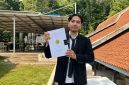  Fauzi Afrizal saat memegang laporan. (Foto: Dok. Istimewa)