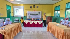 Pengabdian kepada Masyarakat (PkM) melalui Edukasi Kesehatan SMP Muhammadiyah 1 Kota Tidore Kepulauan. (Foto: Dok. Istimewa)